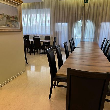 Hotel Albatros Местре Экстерьер фото