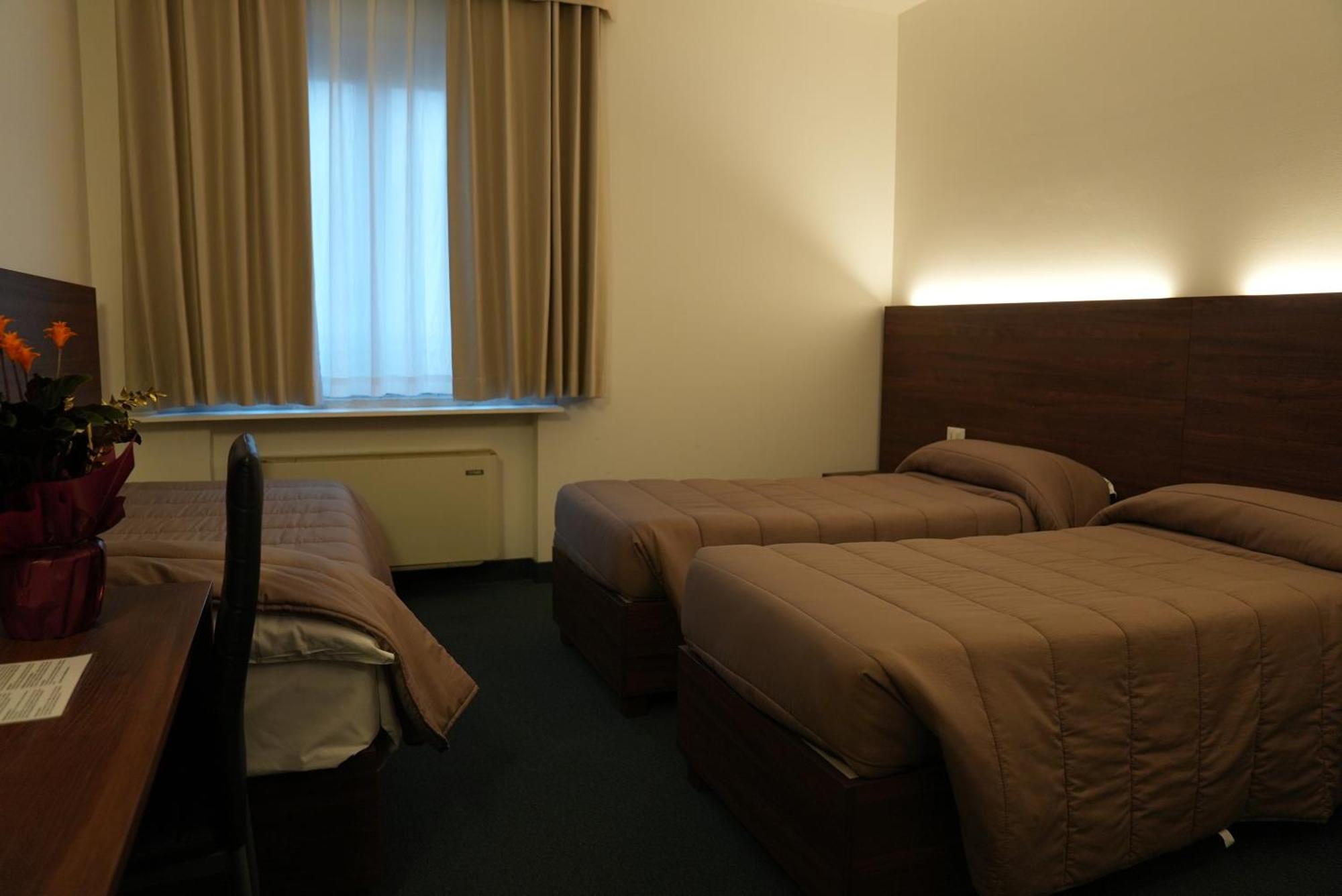 Hotel Albatros Местре Экстерьер фото