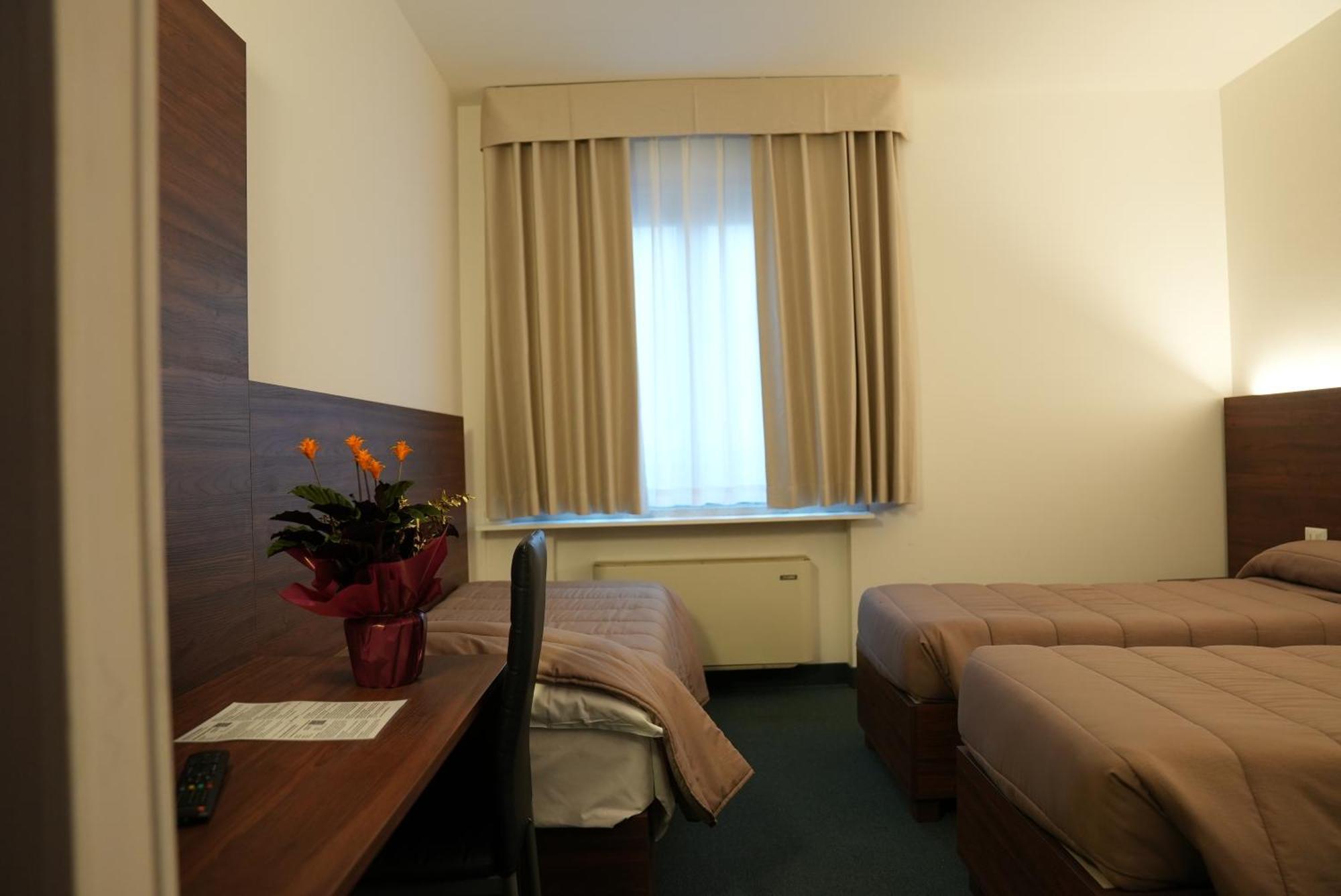 Hotel Albatros Местре Экстерьер фото