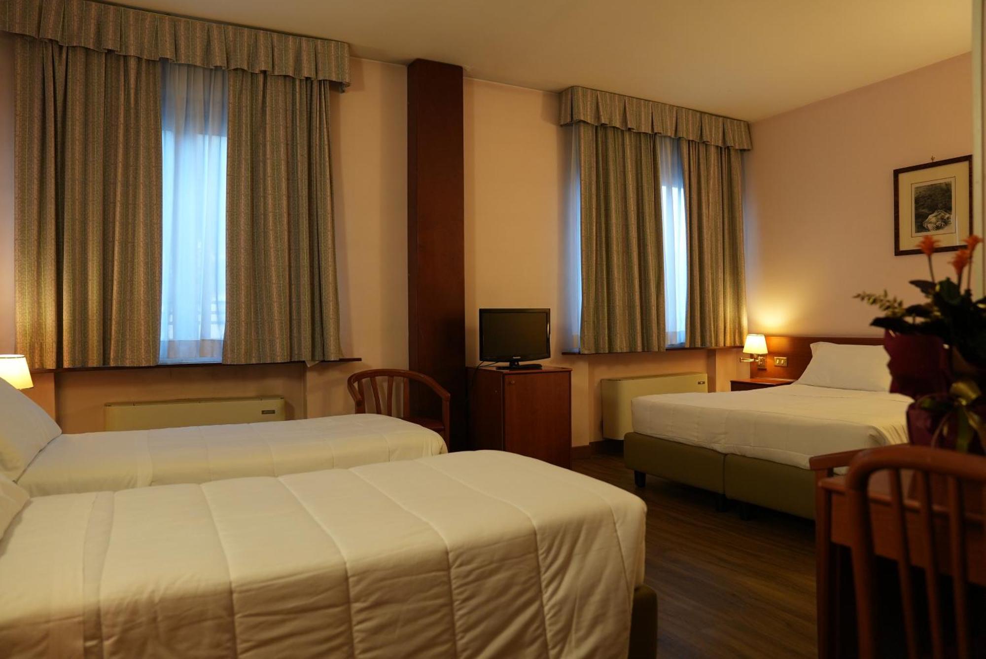 Hotel Albatros Местре Экстерьер фото