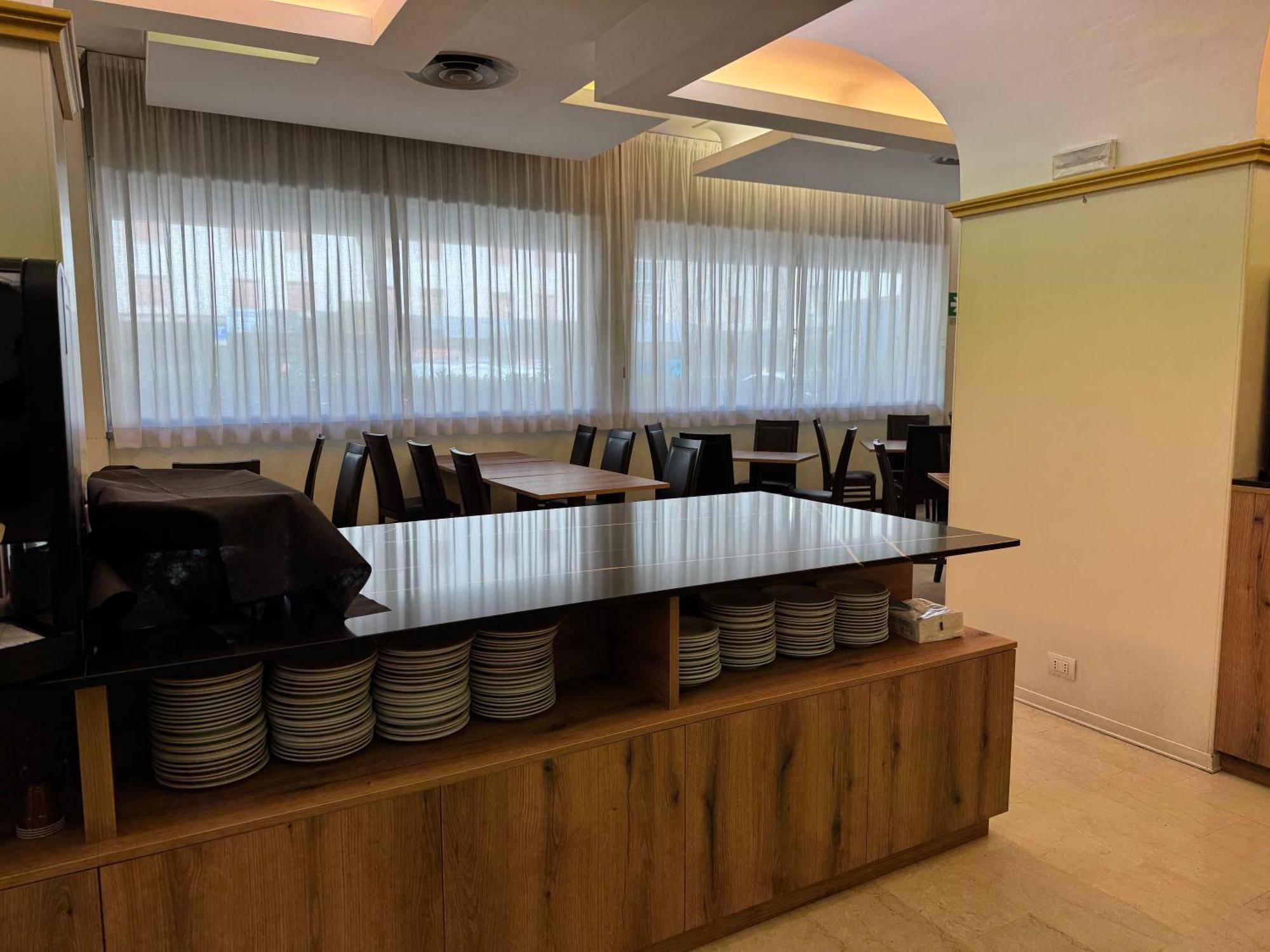 Hotel Albatros Местре Экстерьер фото